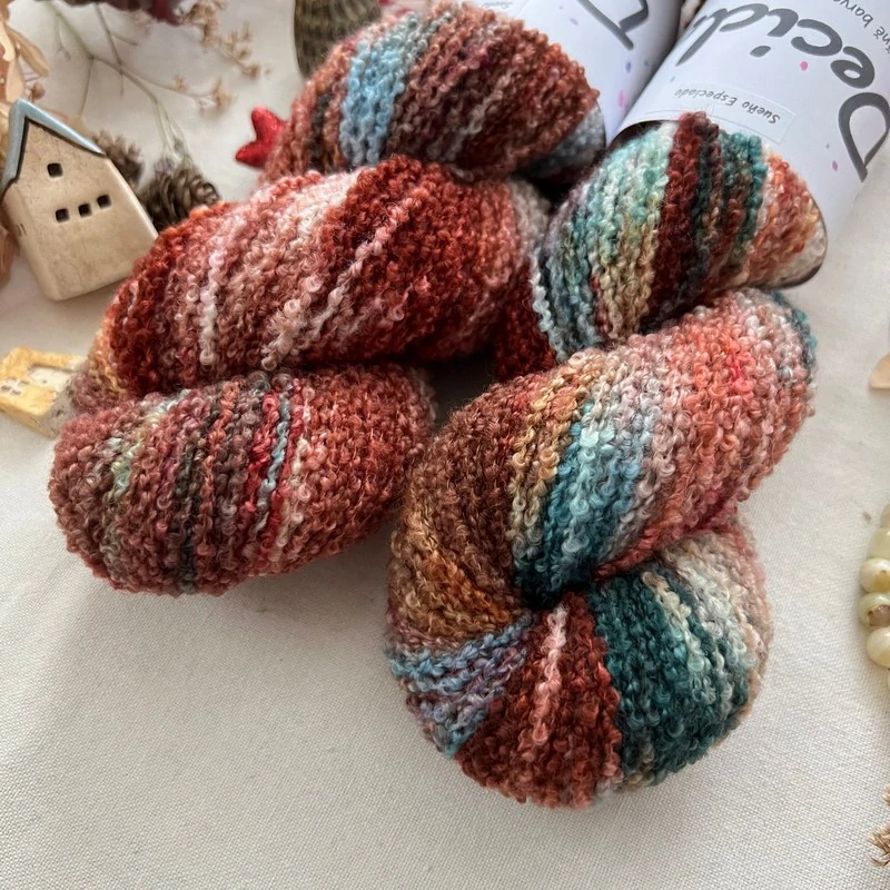 "Sueño especiado" - merino sw Boucle 220m/100g