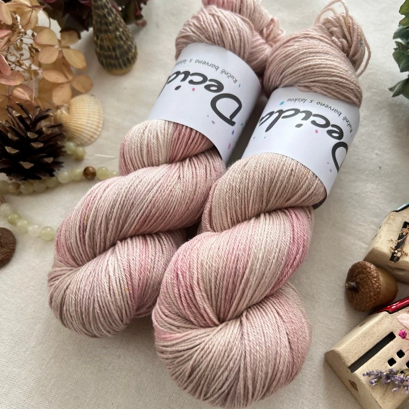 "Maradi 3" 75% merino BEZ sw 25% hedvábí 400m 
