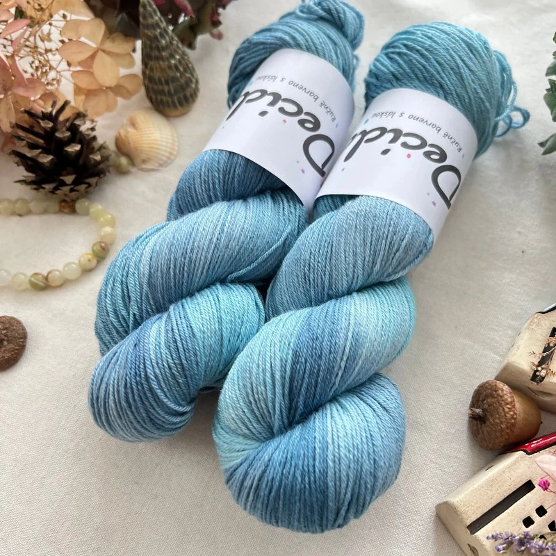 "Azulito" 75% merino BEZ sw 25% hedvábí 400m 