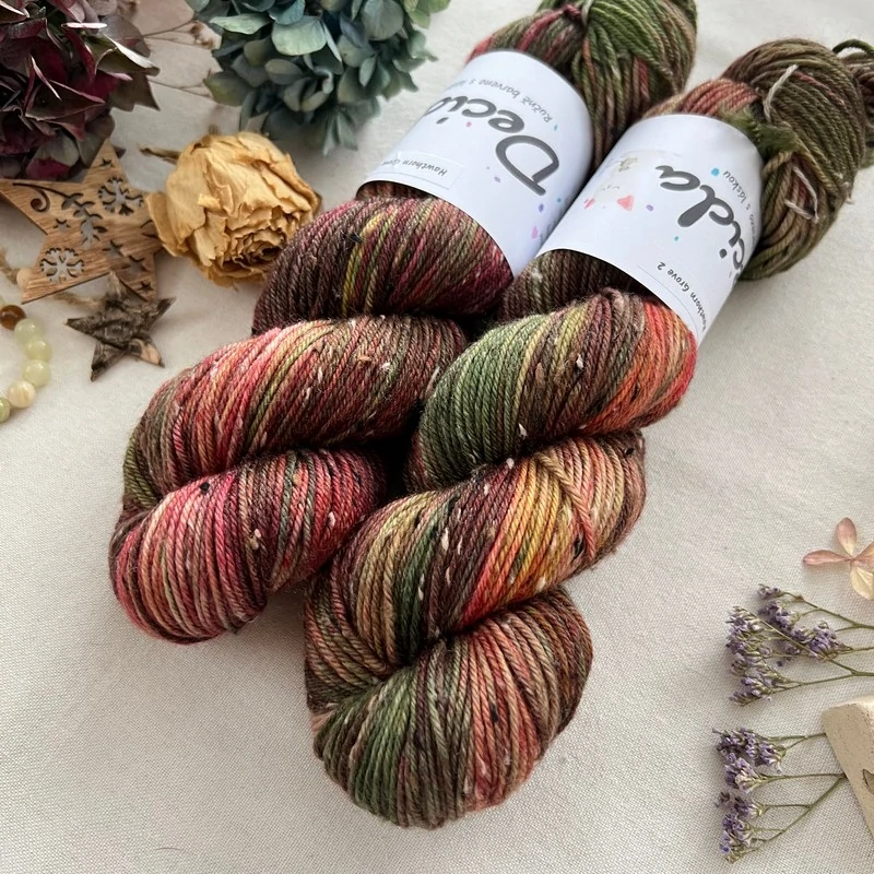 "Hawthorn Grove 2" Donegal DK -  85% merino a 15% donegal nopky 212m