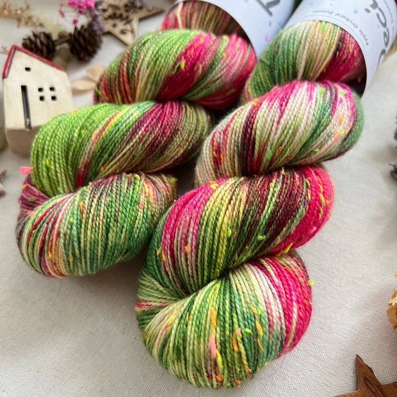 "Apple Orchard Dream" - merino a Donegal neps 400m