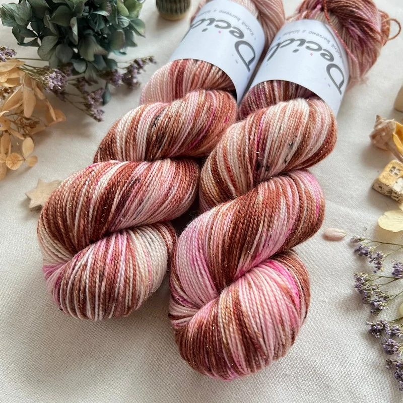 "Sugar Noel" - 100g Merino sw/Nylon/Zlatá stellina 400m