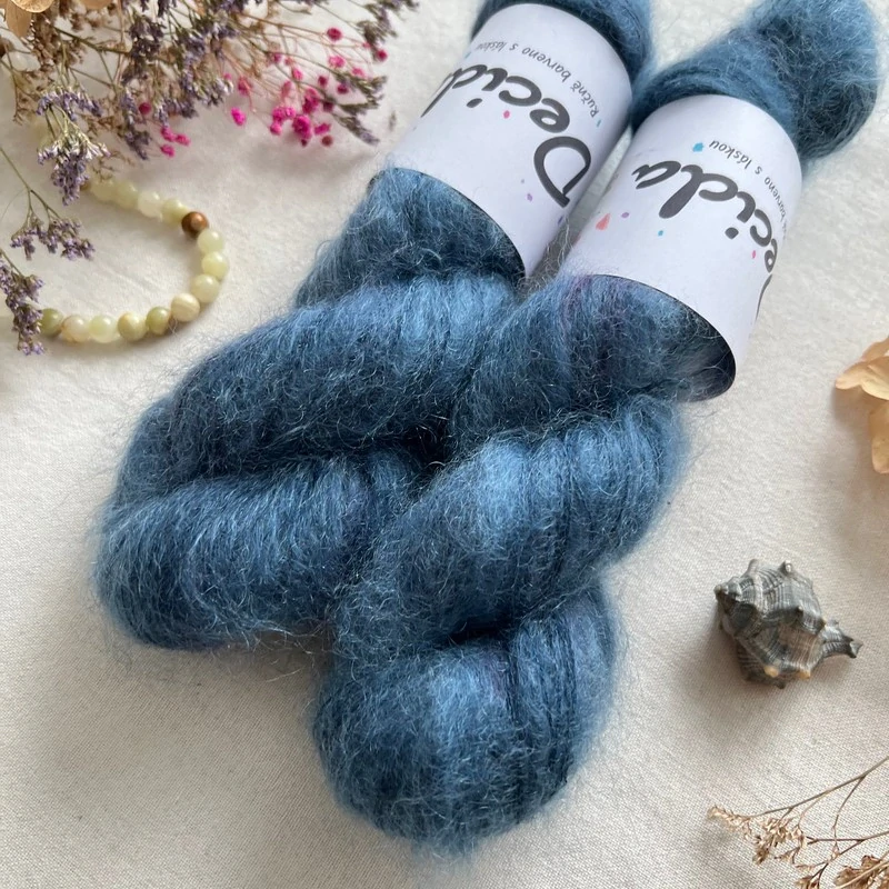 "Blue 5"- 75% superkid mohér/25%hedvábí 420m/50g