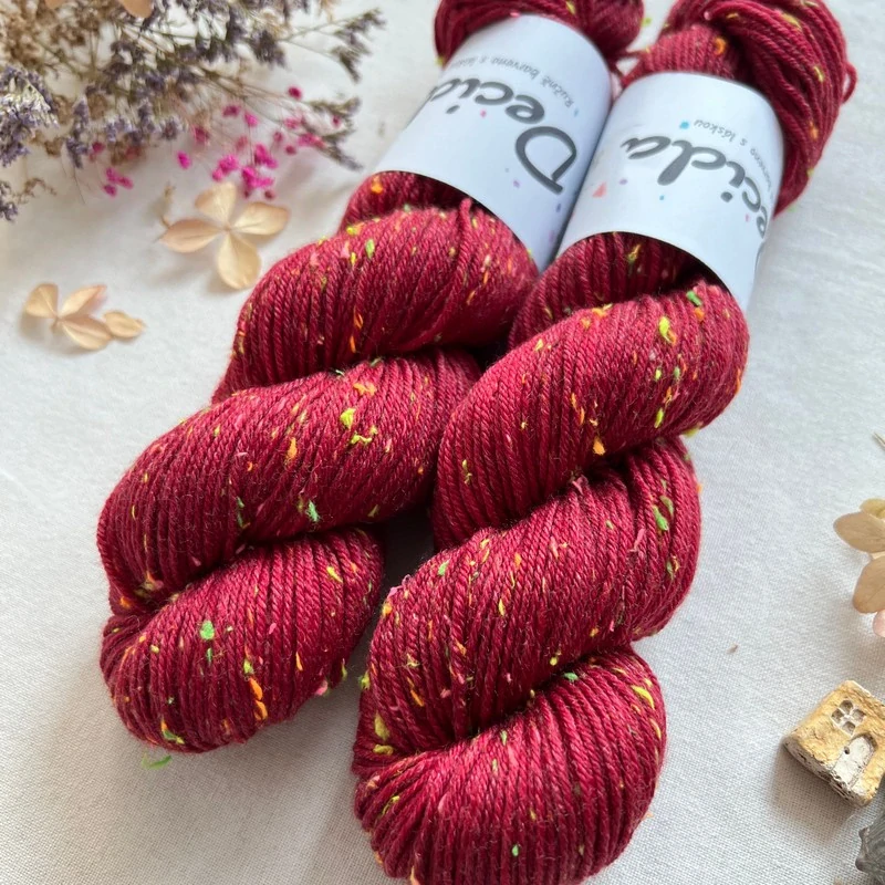 "Carmen" Donegal DK -  85% merino a 15% donegal nopky 212m