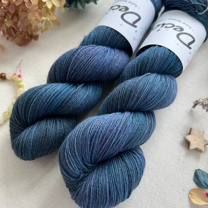 "Moonlit Lunar" - EZ Dye Merino 400m