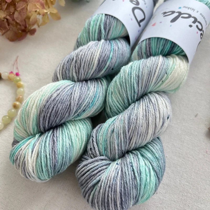 "Mint Snowie 2" Merino/hedvábí 220m