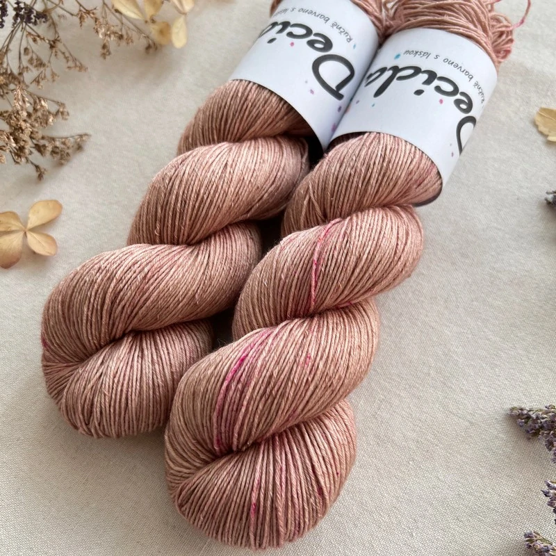 "Soft Blossom" 80% merino sw 20% hedvábí 400m 