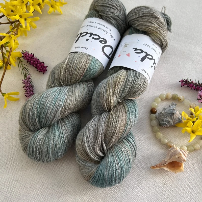 "Bruma Verde" 60% merino 20% hedvábí 20% konopí 400m 