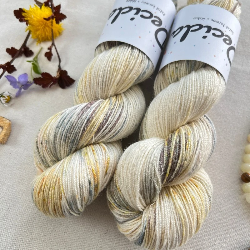 "Soren" 60% merino 20% hedvábí 20% len 400m 
