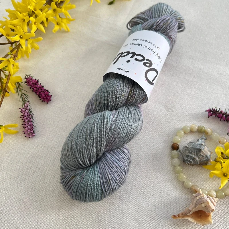 "Universal" 75% merino 25% hedvábí 400m 