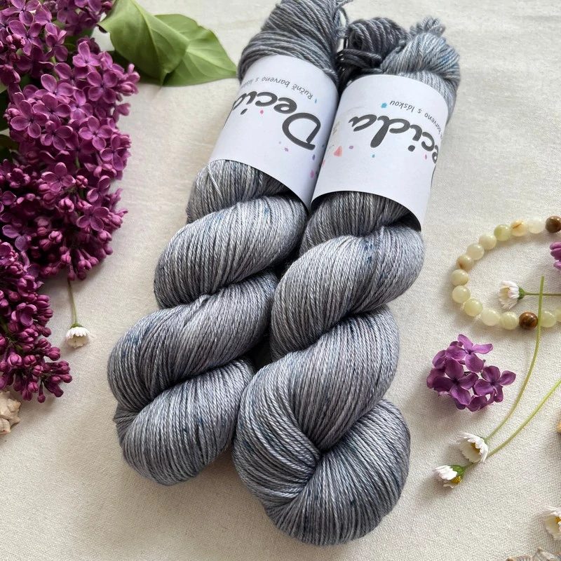 Moon Ash" - merino sw/hedvábí 50/50 400m