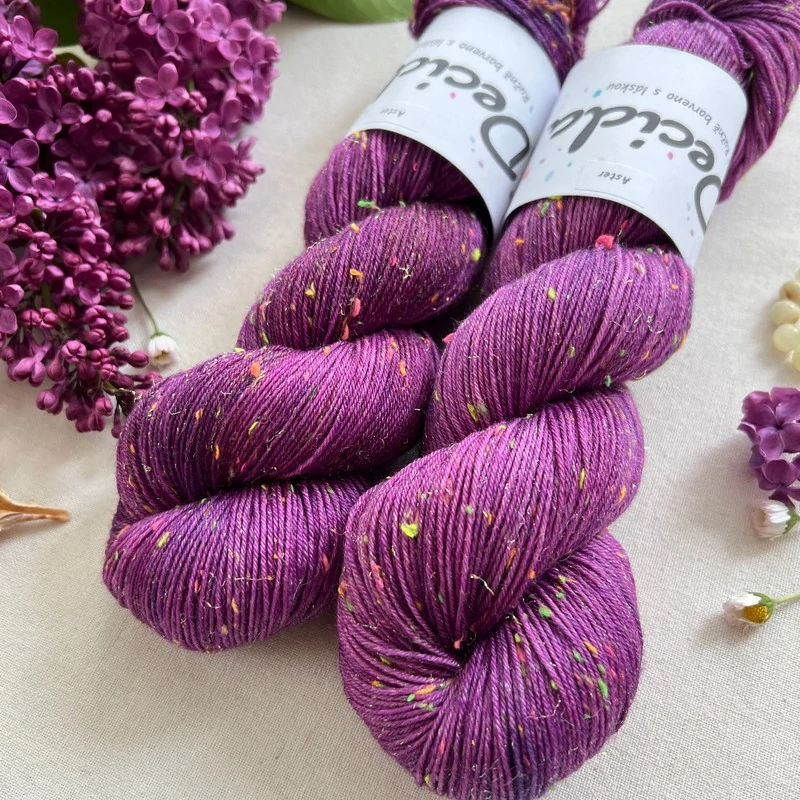 "Aster" - 80% merino sw 10% donegal 10% stelina 400m/100g