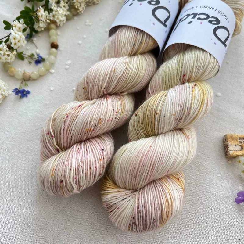 "Sunday Porcelain" - Single MERINO 366m