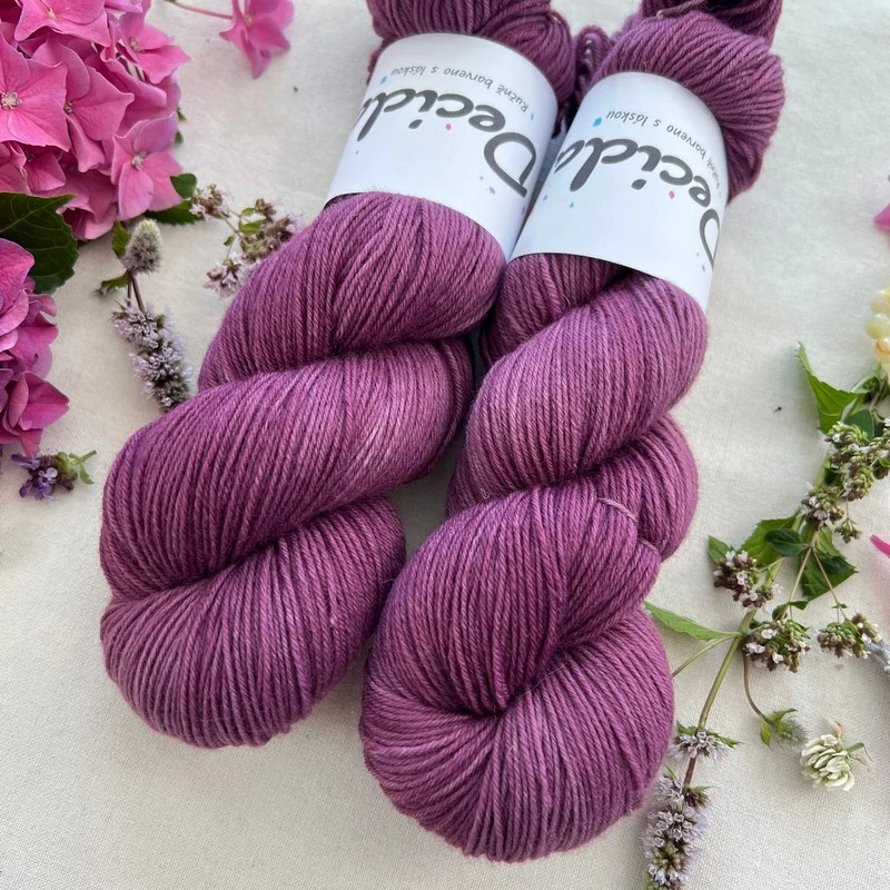 "Rose Relic" EXTRA Merino sw/polyamid 400m/100g