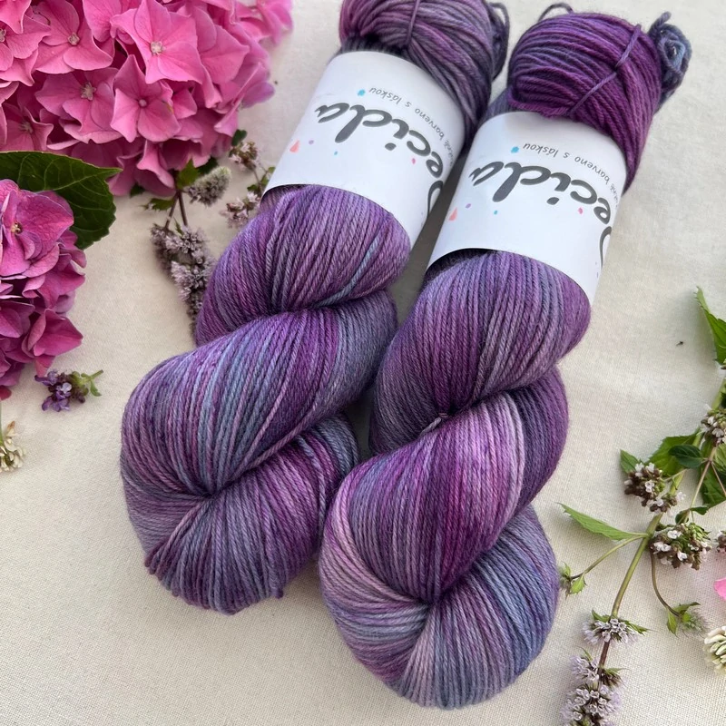 "Violet Compass" EXTRA Merino sw/polyamid 400m/100g