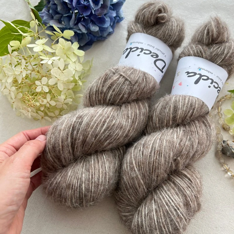 Přírodní - 51% baby alpaka 49% Pima bavlna 380m/100g