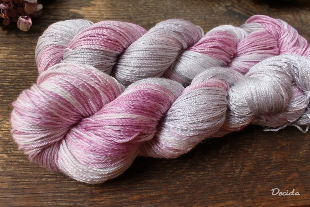 "Kvítky" - merino/hedvábí 50/50 