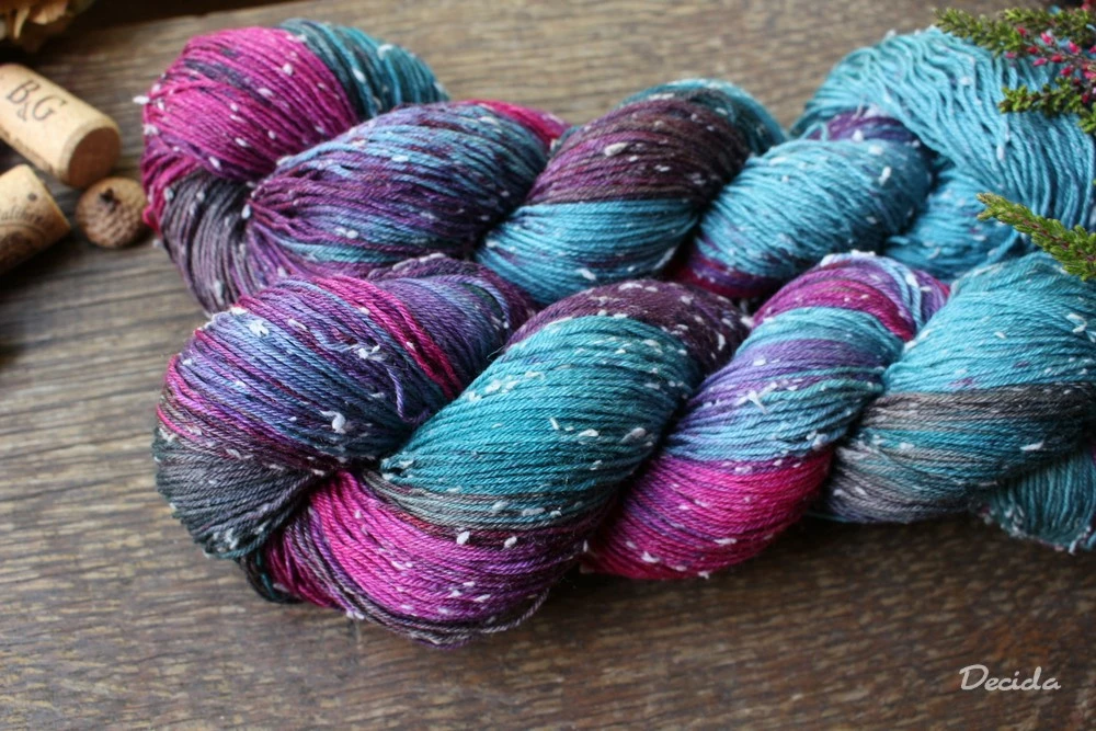 "Little surprise" - merino s nopky NOVINKA