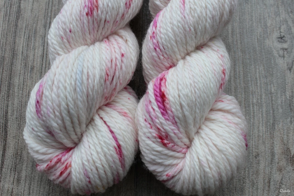 "Rozsypané jahůdky" Chunky merino sw 100m/100g