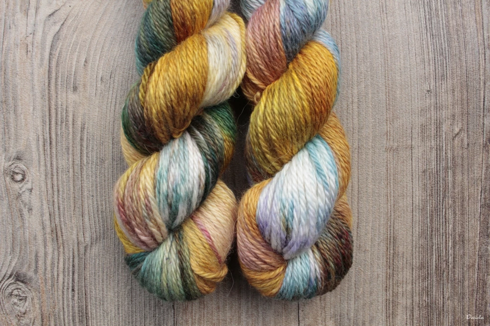 "Nomadic fox" 70%alpaka/10%kašmír/20%hedvábí 166m