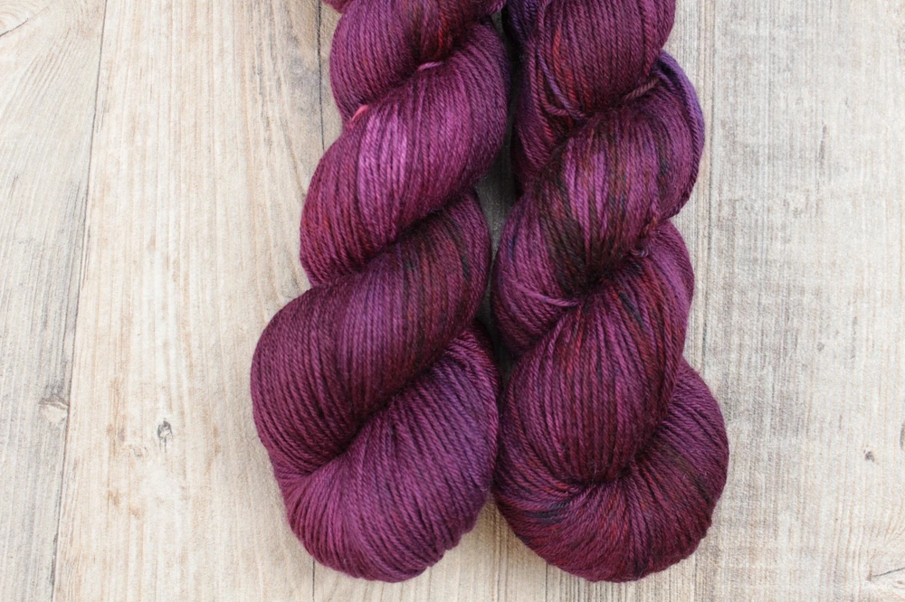 "Burgundy" - EXTRA Merino sw/polyamid 365m/100g