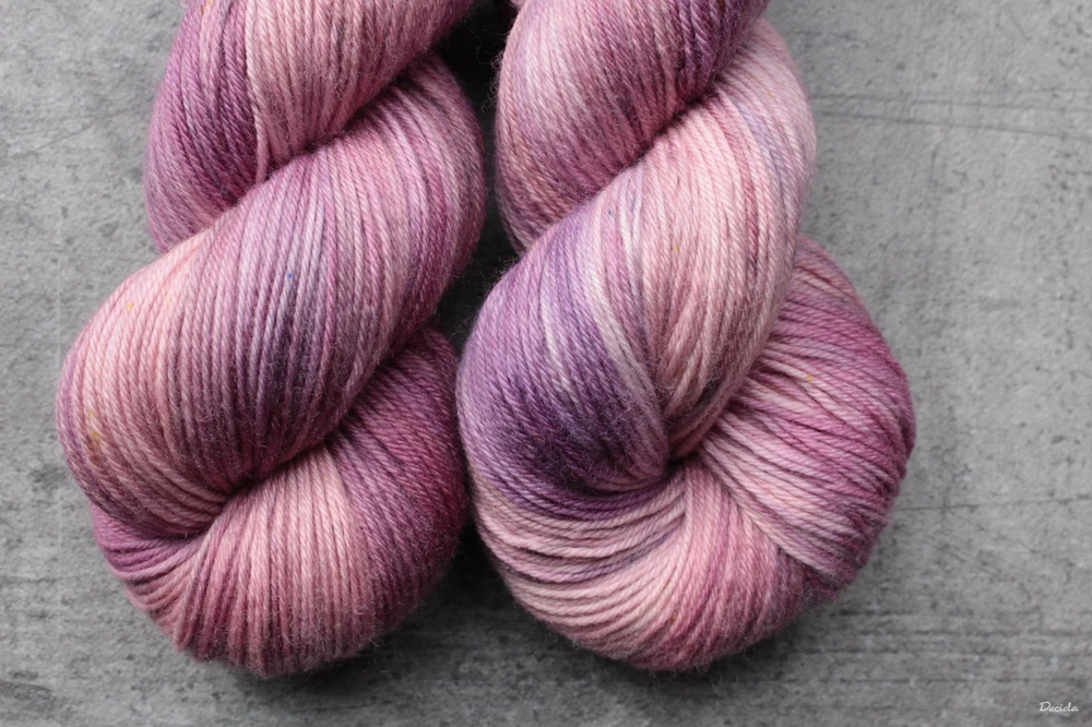 "Bela" - EXTRA Merino sw/polyamid 365m/100g