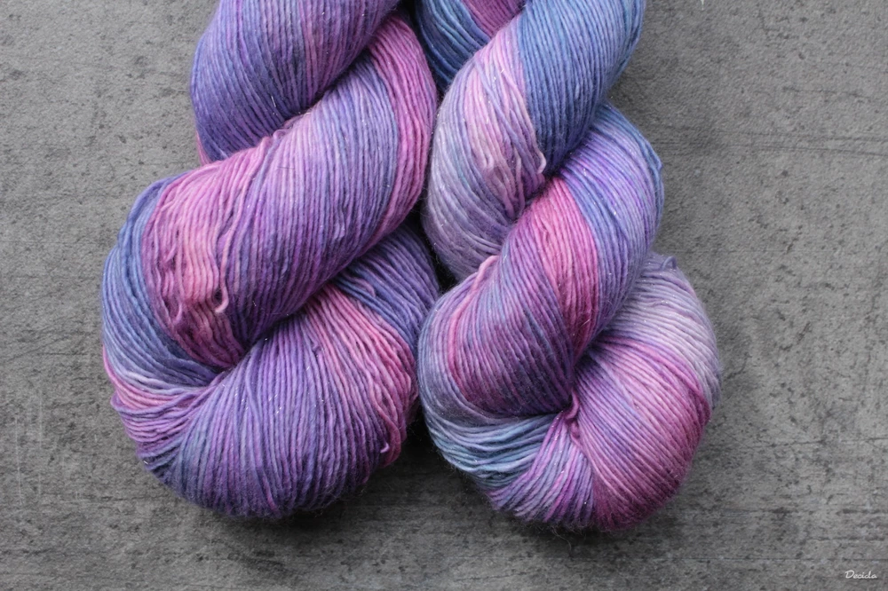 "Little Lila" - merino SILVER 366m