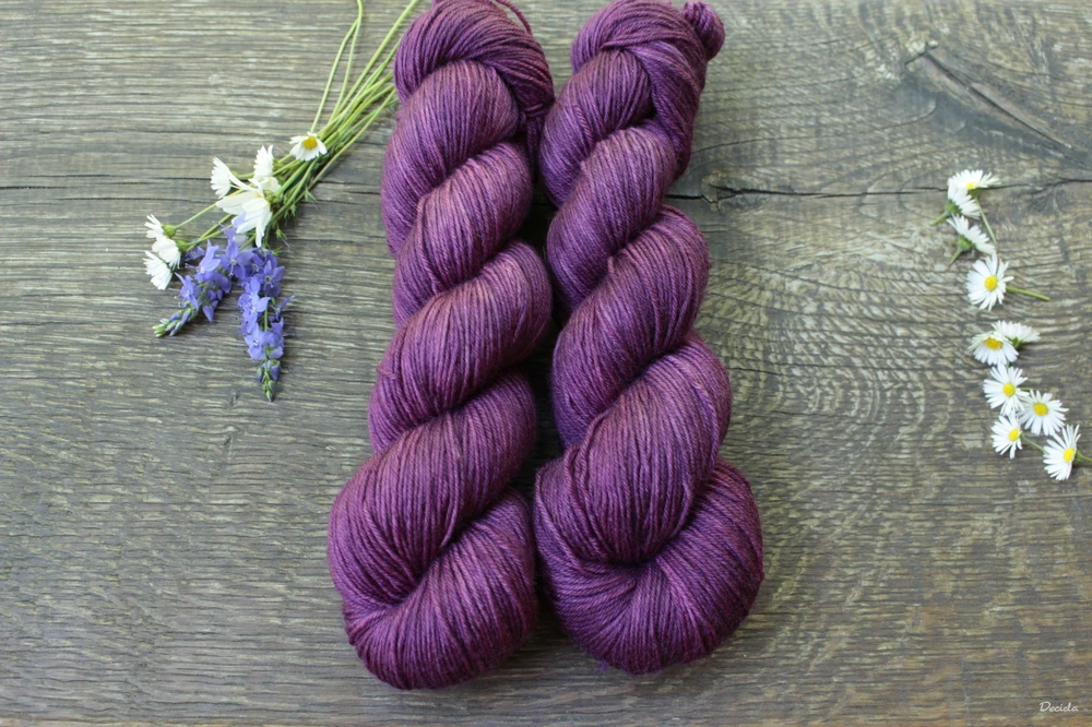"Burgundy" - EXTRA Merino sw/polyamid 365m/100g