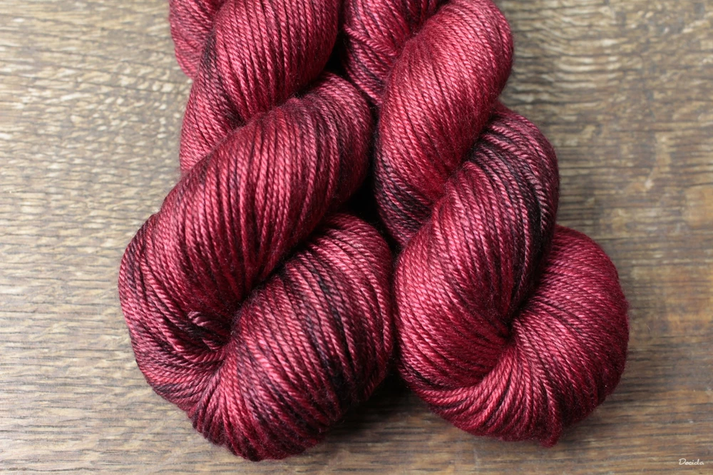 "Ripe Cherries" merino/hedvábí 50/50 212m