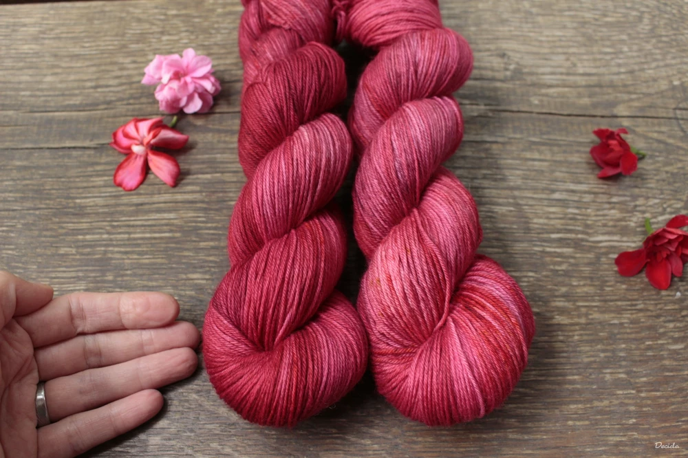 "Raspberry" - EXTRA Merino sw/polyamid 365m/100g