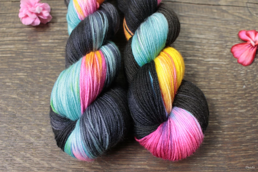 "Neon at night" - EXTRA Merino sw/polyamid 365m/100g