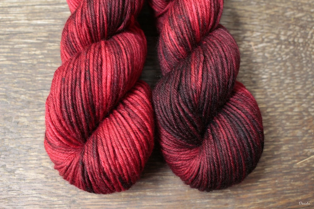 "Red fire" - Merino sw/polyamid 4,5mm