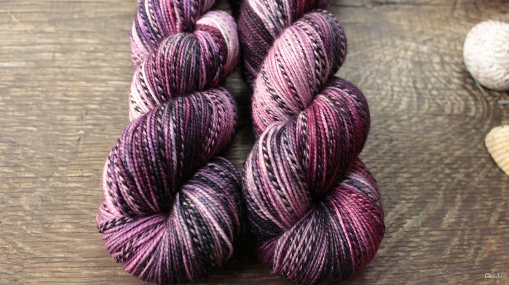 "Blackberries" - ZEBRA Merino sw/nylon 365m/100g