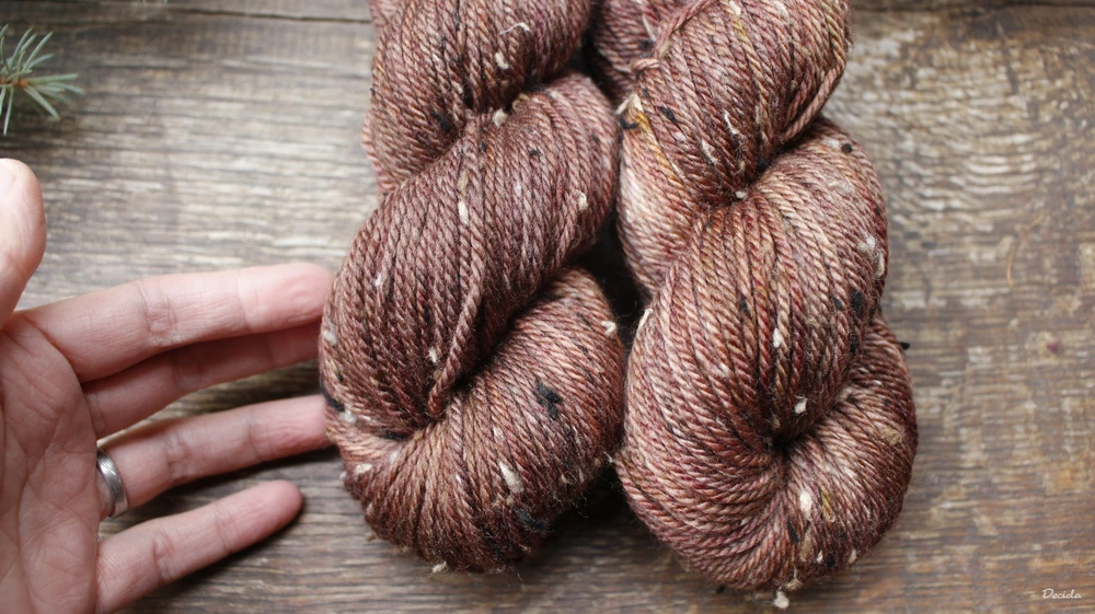 "Teddy bear" - merino a Donegal neps ARAN 166m/100g