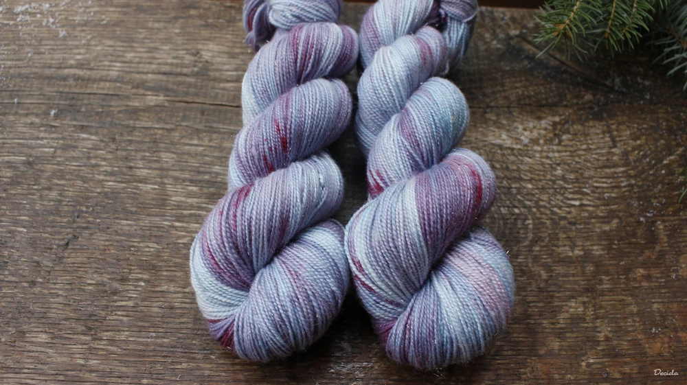 "Snow puff" - 100g Merino sw/Nylon/Stříbrná nitka 400m