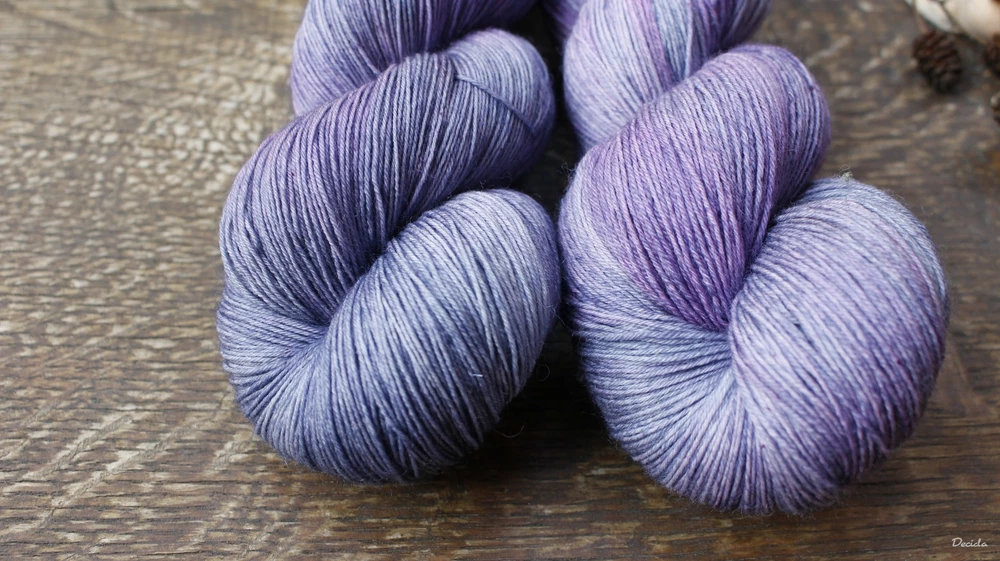 "Violet dream"  extra MERINO se sw 2mm (680m)