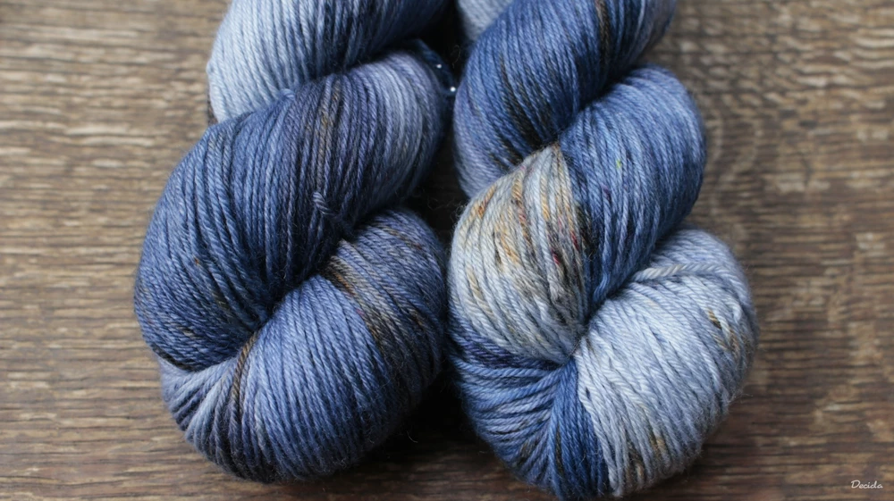 "Awan" - EXTRA Merino sw/polyamid 365m/100g