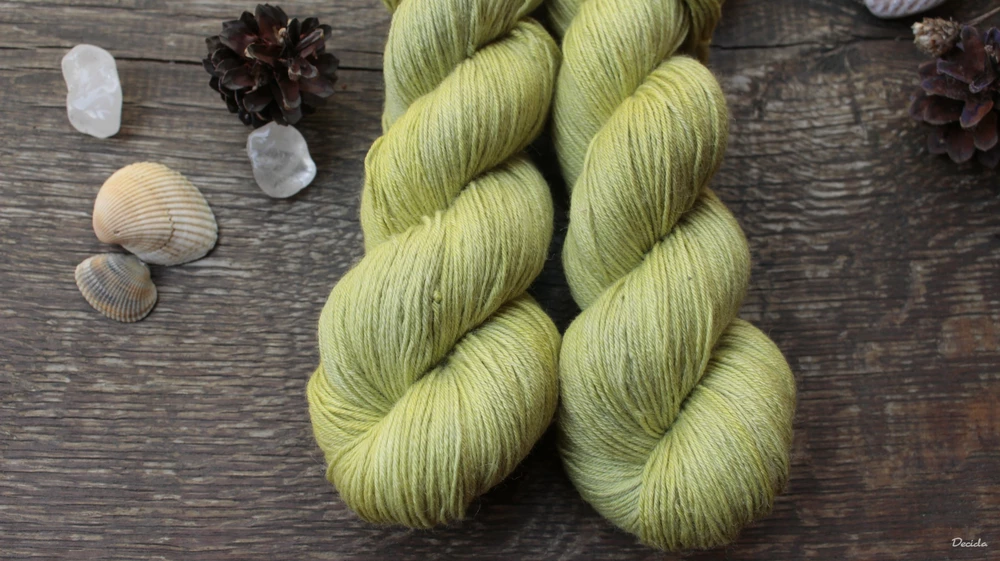"Lime Juice" - 60%merino 20%hedvábí 20%ramie 425m/100g