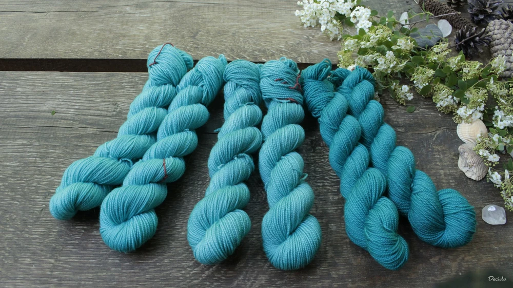 "Světlý Teal"-  merino sw 366m/100g High Twist