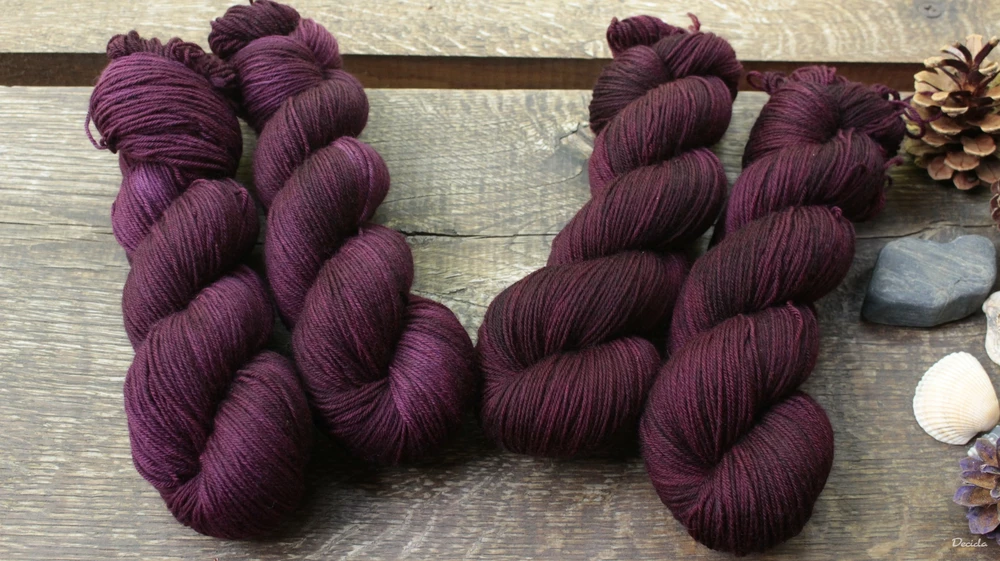 "Burgundy" - EXTRA Merino sw/polyamid 365m/100g