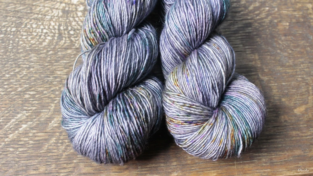 "Boom" merino/hedvábí 70/30 400m jednonitka 