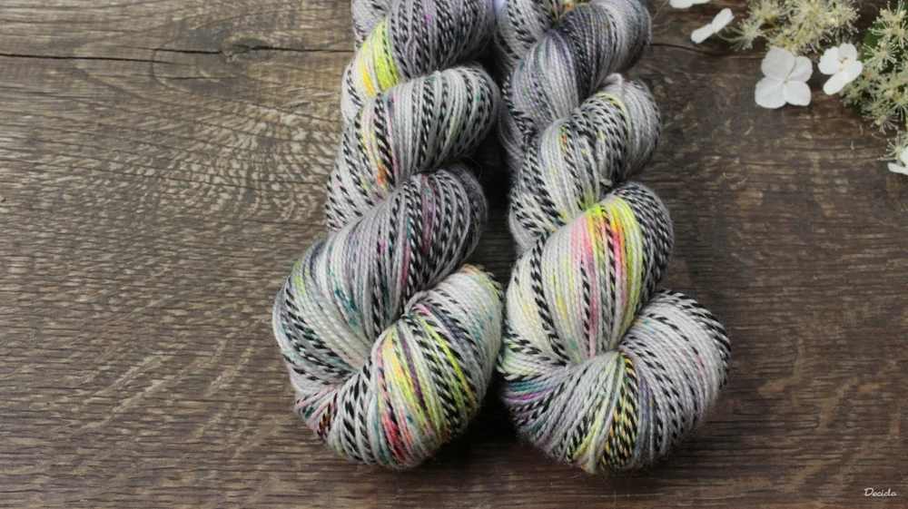 "Silver glow" - ZEBRA Merino sw/nylon 365m/100g