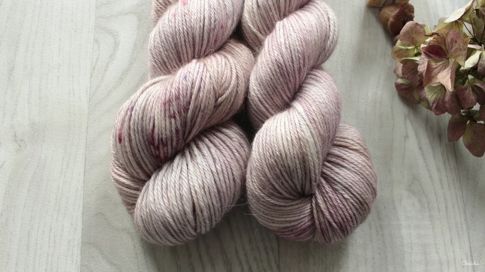 "Powder rose" 70%alpaka/10%kašmír/20%hedvábí