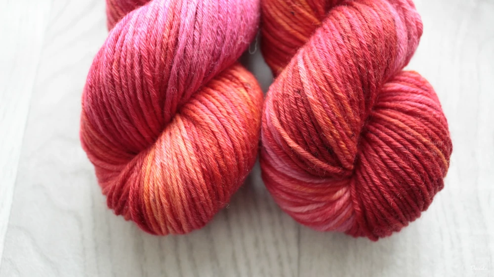 "Super pink" - Merino sw/polyamid 4,5mm