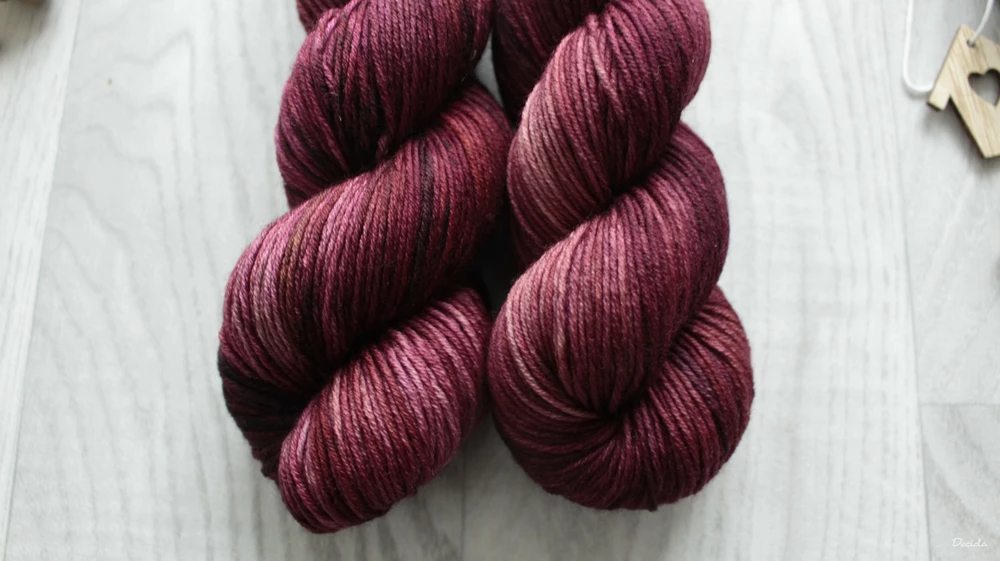 "Hot wine" - extra MERINO se sw 4mm