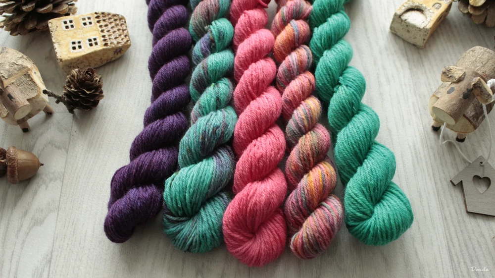 "Minis set 28" 5x20g - EXTRA Merino sw/polyamid 365m/100g