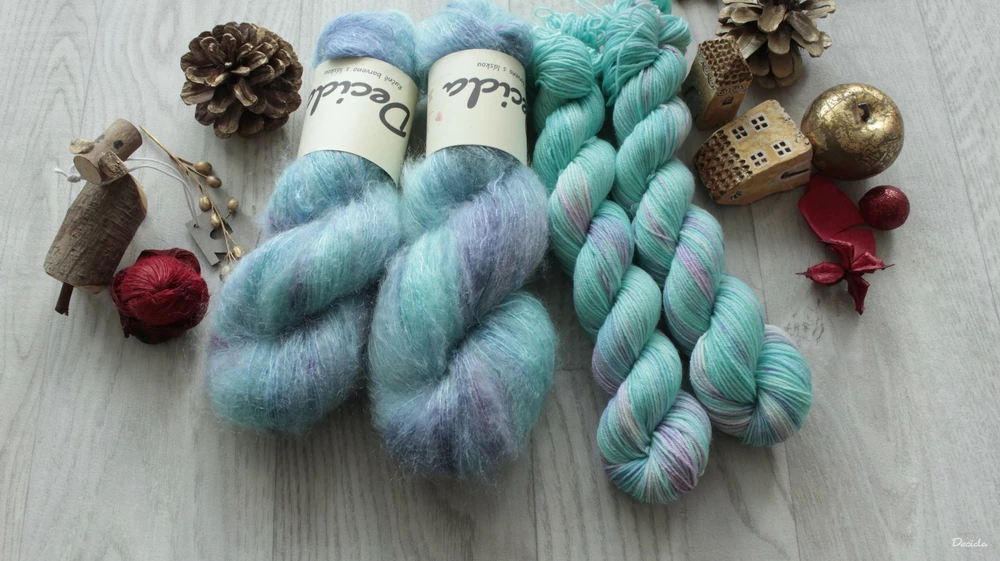 "Paví"-  50g merino sw 400m/100g