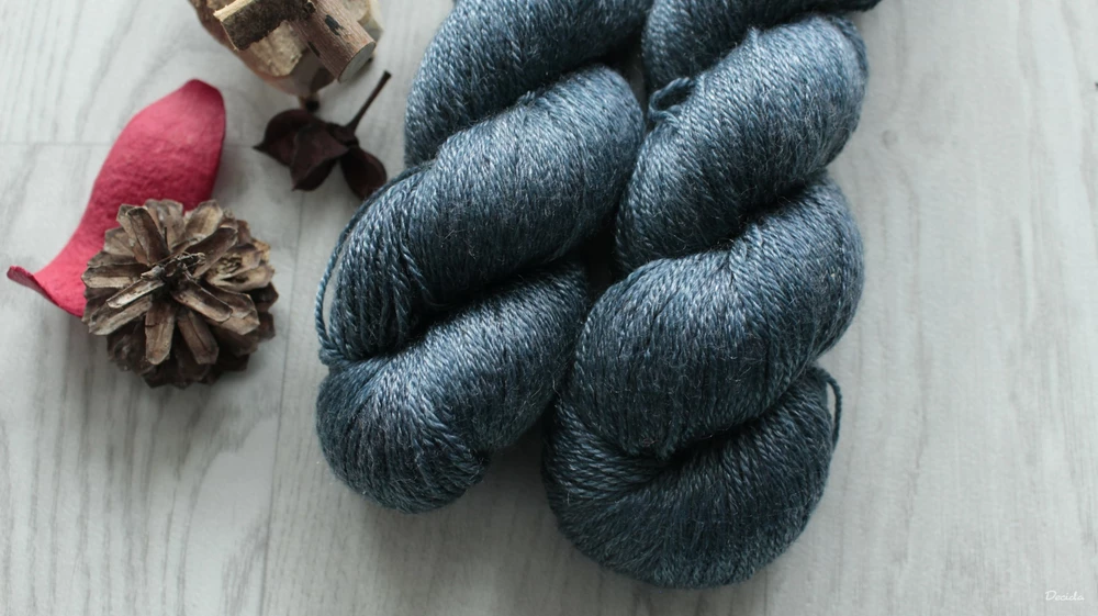 "Dark blue" Merino/tencel 333m