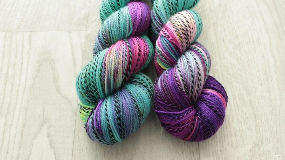 "Nela" - ZEBRA Merino sw/nylon 365m/100g