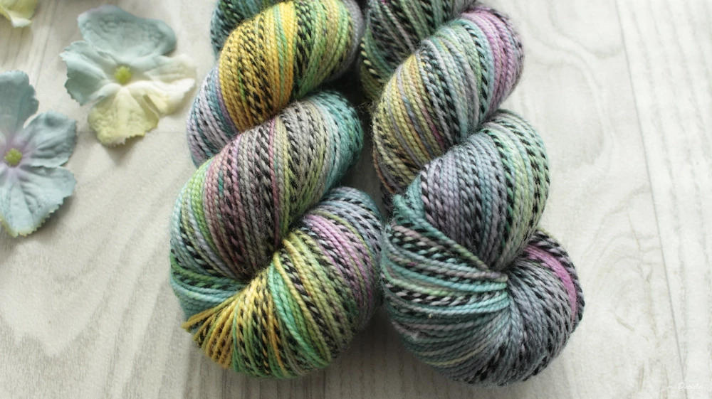 "Zádumčivá" - ZEBRA Merino sw/nylon 365m/100g